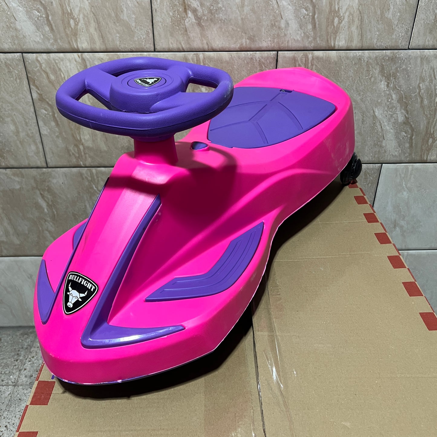 سيارة الأطفال السحرية